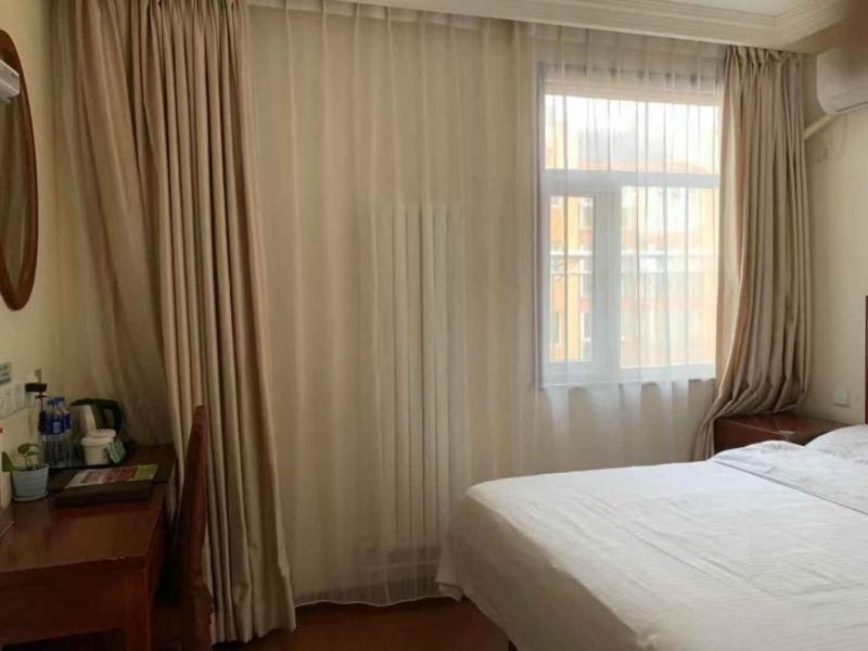 Greentree Inn Beijing Tongzhou Guoyuan Xinhualian Express Hotel Ngoại thất bức ảnh